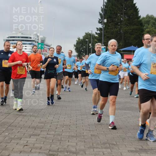 13.09.2026 - Kiel Lauf Andreas Tolksdorf http://msf.ph/oto/10414026 13.09.2026 10:04:55 Kiellinie 3325, 7157, 1, 38, 10660, 953 meine-sportfotos.de