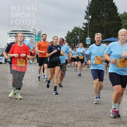 13.09.2026 - Kiel Lauf Andreas Tolksdorf http://msf.ph/oto/10414047 13.09.2026 10:04:56 Kiellinie 39, 7157, 7045, 38, 1005, 139, 2254, 4074 meine-sportfotos.de