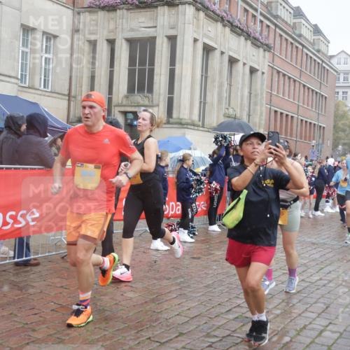 13.09.2026 - Kiel Lauf Yannick Fuchs http://msf.ph/oto/10414099 13.09.2026 10:45:53 Ziel 123, 499, 1229, 1537, 1725, 2421, 2563, 3608, 5205, 7503, 7889, 8203, 8655, 8816, 9770, 9774, 9843, 10046, 10077, 10407, 10569, 10735, 11745, 12150, 12224, 12748, 360, 461, 1012, 1015, 1065, 1180, 1267, 1484, 1575, 1682, 1752, 1969, 2599, 2836, 3075, 3182, 3263, 3264, 3347, 3628, 3749, 3807, 4151, 4168, 4536, 4586, 4699, 4726, 5072, 5205, 5278, 5365, 5957, 6269, 6406, 6799, 7503, 8282, 8442, 8731, 498, 550, 9207, 1482, 1590 meine-sportfotos.de