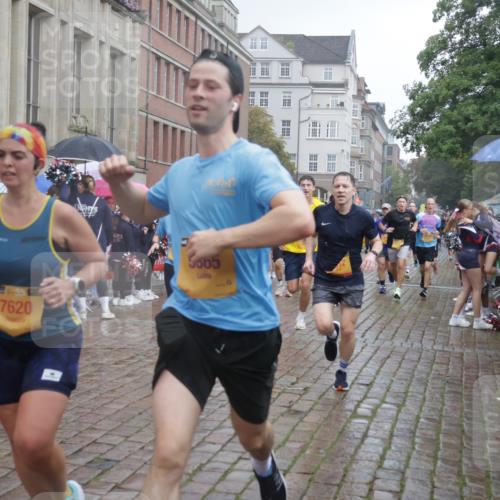 13.09.2026 - Kiel Lauf Yannick Fuchs http://msf.ph/oto/10414147 13.09.2026 10:45:56 Ziel 123, 499, 1725, 2421, 3781, 3844, 6385, 7073, 7889, 8403, 8551, 8655, 8816, 8881, 9375, 9843, 10046, 10569, 10735, 11670, 11745, 11822, 12150, 12224, 12748, 360, 461, 1012, 1015, 1065, 1180, 1229, 1267, 1484, 1537, 1682, 1752, 1969, 2563, 2599, 2836, 3075, 3182, 3263, 3264, 3347, 3608, 3628, 3749, 3807, 4151, 4168, 4536, 4586, 4699, 4726, 5072, 5205, 5278, 5365, 5957, 6269, 6406, 7503, 7889, 8203, 8282, 8442, 8731, 498, 550, 9207, 1590 meine-sportfotos.de