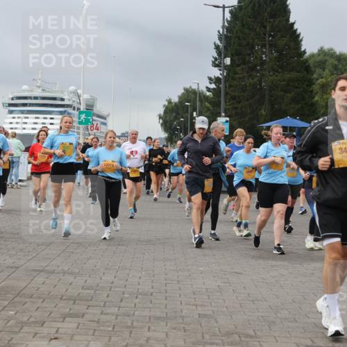 13.09.2026 - Kiel Lauf Andreas Tolksdorf http://msf.ph/oto/10414149 13.09.2026 10:05:04 Kiellinie 4, 11208, 10916, 11621, 5467, 3413, 9484 meine-sportfotos.de