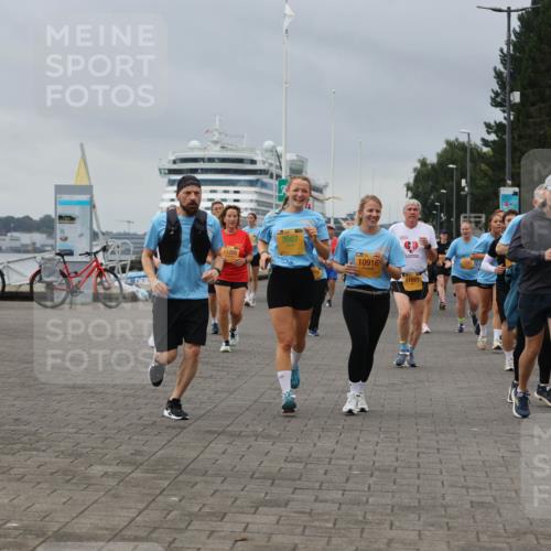 13.09.2026 - Kiel Lauf Andreas Tolksdorf http://msf.ph/oto/10414168 13.09.2026 10:05:05 Kiellinie 11208, 3607, 10916, 11621, 775 meine-sportfotos.de