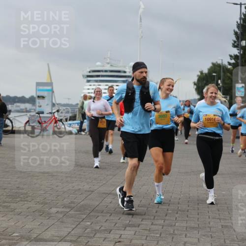 13.09.2026 - Kiel Lauf Andreas Tolksdorf http://msf.ph/oto/10414180 13.09.2026 10:05:06 Kiellinie 6715, 3607, 10916 meine-sportfotos.de
