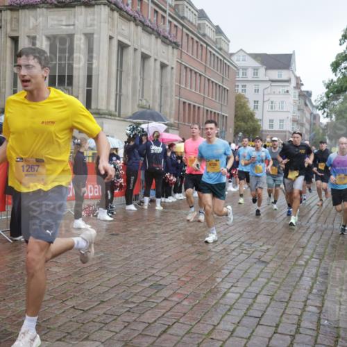 13.09.2026 - Kiel Lauf Yannick Fuchs http://msf.ph/oto/10414185 13.09.2026 10:45:59 Ziel 123, 550, 665, 1030, 1374, 1582, 1725, 2421, 3781, 3844, 5348, 5510, 5515, 5564, 6385, 6436, 6980, 7073, 7772, 8403, 8551, 8561, 8655, 8881, 9375, 9715, 9843, 10046, 10569, 10615, 10735, 10975, 11670, 11822, 12748, 360, 461, 499, 1012, 1015, 1065, 1180, 1229, 1267, 1484, 1537, 1682, 1725, 1752, 1969, 2563, 2599, 2836, 3075, 3182, 3347, 3608, 3749, 3807, 4151, 4536, 4586, 4699, 4726, 5072, 5205, 5278, 5957, 6269, 6406, 7503, 7889, 8203, 8282, 8442, 8731, 8816, 498, 9207 meine-sportfotos.de
