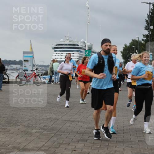 13.09.2026 - Kiel Lauf Andreas Tolksdorf http://msf.ph/oto/10414187 13.09.2026 10:05:06 Kiellinie 112, 1162, 0916 meine-sportfotos.de