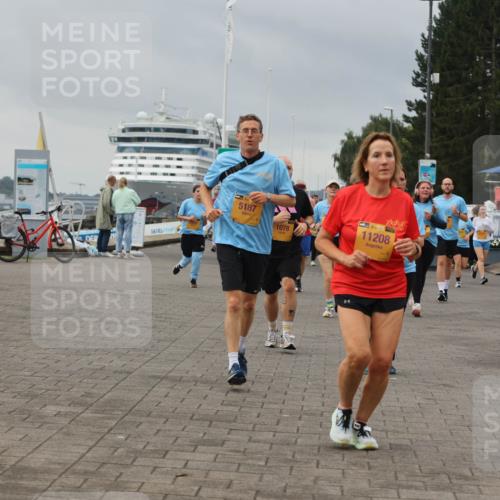 13.09.2026 - Kiel Lauf Andreas Tolksdorf http://msf.ph/oto/10414226 13.09.2026 10:05:10 Kiellinie 5187, 1078, 11208, 3196 meine-sportfotos.de