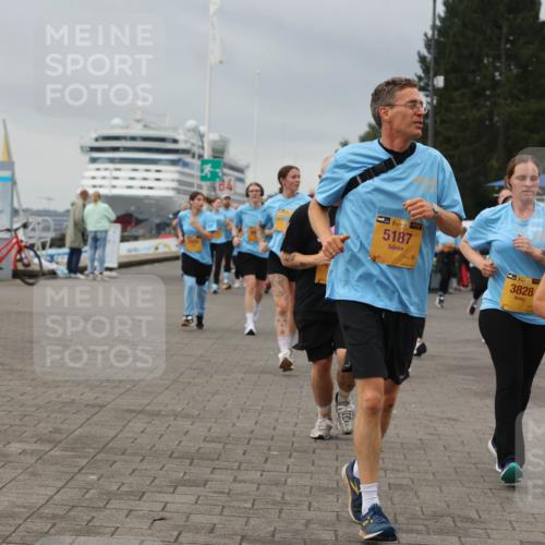13.09.2026 - Kiel Lauf Andreas Tolksdorf http://msf.ph/oto/10414252 13.09.2026 10:05:12 Kiellinie 38, 5187, 38, 3828, 38, 11208 meine-sportfotos.de