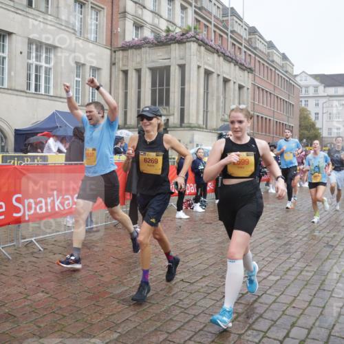 13.09.2026 - Kiel Lauf Yannick Fuchs http://msf.ph/oto/10414258 13.09.2026 10:46:04 Ziel 272, 498, 550, 665, 1030, 1374, 1582, 3781, 3844, 5348, 5510, 5515, 5564, 6385, 6436, 6980, 7073, 7772, 7939, 8403, 8551, 8561, 8655, 8881, 9207, 9375, 9715, 10050, 10615, 10735, 10809, 10975, 11670, 11822, 12748, 123, 360, 499, 1015, 1065, 1180, 1229, 1484, 1537, 1682, 1725, 1752, 2421, 2563, 2599, 3182, 3347, 3608, 3749, 3807, 4151, 4586, 4699, 5072, 5205, 5278, 6269, 6406, 7503, 7889, 8203, 8282, 8442, 8731, 8816, 6269 meine-sportfotos.de