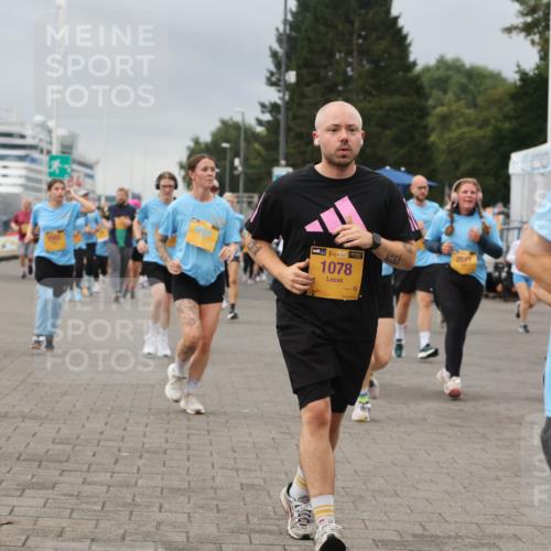 13.09.2026 - Kiel Lauf Andreas Tolksdorf http://msf.ph/oto/10414276 13.09.2026 10:05:13 Kiellinie 1078, 25 meine-sportfotos.de
