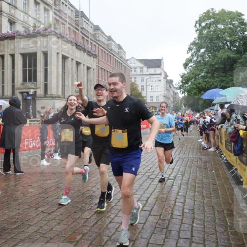 13.09.2026 - Kiel Lauf Yannick Fuchs http://msf.ph/oto/10414307 13.09.2026 10:46:07 Ziel 272, 498, 550, 665, 1030, 1374, 1582, 3781, 3844, 5348, 5510, 5515, 5564, 6385, 6436, 6980, 7073, 7241, 7772, 7939, 8403, 8551, 8561, 8655, 8881, 9207, 9375, 9715, 10050, 10615, 10735, 10809, 10975, 11670, 11822, 12481, 123, 360, 499, 1015, 1065, 1180, 1229, 1484, 1537, 1682, 1725, 1752, 2421, 2563, 3182, 3347, 3608, 3749, 3807, 4586, 5072, 5205, 5278, 6406, 7503, 7889, 8203, 8282, 8442, 8655, 8731, 8816, 6269 meine-sportfotos.de