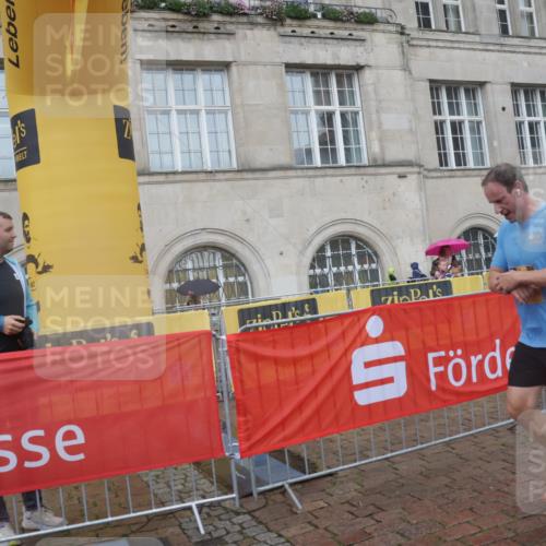 13.09.2026 - Kiel Lauf Yannick Fuchs http://msf.ph/oto/10414355 13.09.2026 10:46:10 Ziel 272, 498, 550, 665, 1030, 1374, 1582, 2448, 3422, 3844, 5017, 5348, 5421, 5510, 5515, 5564, 6385, 6436, 6980, 7044, 7073, 7241, 7772, 7840, 7939, 8310, 8551, 8561, 9207, 9375, 9715, 10050, 10615, 10809, 10975, 11642, 11670, 11822, 12077, 12306, 12481, 123, 360, 499, 1015, 1065, 1229, 1484, 1537, 1725, 1752, 2421, 2563, 3347, 3608, 3781, 3807, 3844, 4586, 5072, 5205, 5278, 7073, 7503, 7889, 8203, 8282, 8403, 8442, 8655, 8731, 8816, 8881, 6269 meine-sportfotos.de