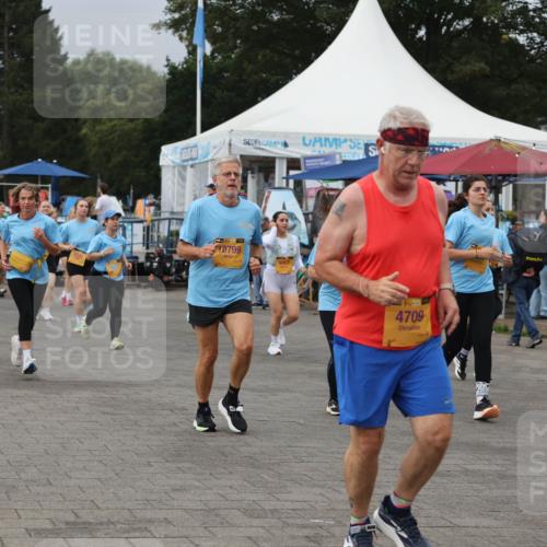 13.09.2026 - Kiel Lauf Andreas Tolksdorf http://msf.ph/oto/10414356 13.09.2026 10:05:19 Kiellinie 4155, 2, 9553, 10799, 9063, 4709, 11060 meine-sportfotos.de