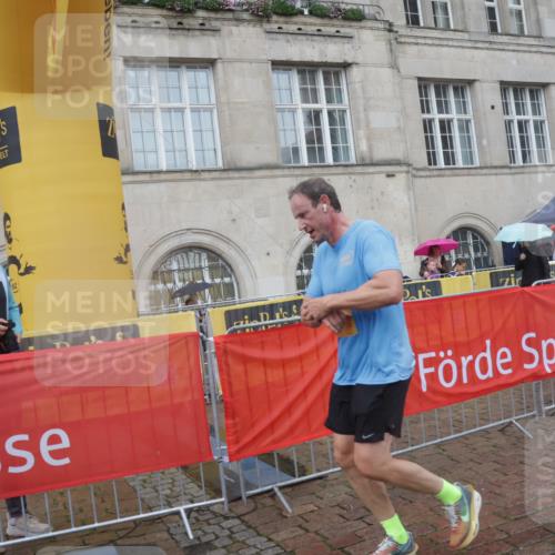 13.09.2026 - Kiel Lauf Yannick Fuchs http://msf.ph/oto/10414362 13.09.2026 10:46:11 Ziel 272, 498, 550, 665, 1013, 1030, 1374, 1582, 2448, 3422, 5017, 5348, 5421, 5510, 5515, 5564, 6385, 6436, 6980, 7044, 7241, 7772, 7840, 7939, 8310, 8551, 8561, 9207, 9361, 9375, 9715, 10050, 10615, 10699, 10809, 10975, 11642, 12077, 12306, 12481, 123, 499, 1015, 1065, 1229, 1484, 1537, 1725, 1752, 2421, 2563, 3347, 3608, 3781, 3807, 3844, 4586, 5072, 5205, 5278, 6385, 7073, 7503, 7889, 8203, 8282, 8403, 8442, 8551, 8655, 8731, 8816, 8881, 9375, 6269 meine-sportfotos.de