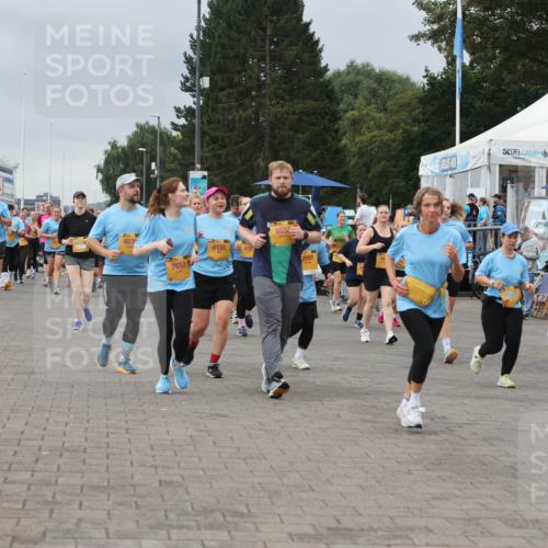 13.09.2026 - Kiel Lauf Andreas Tolksdorf http://msf.ph/oto/10414379 13.09.2026 10:05:20 Kiellinie 3, 4870, 4155, 3352, 9552, 9552, 2697 meine-sportfotos.de