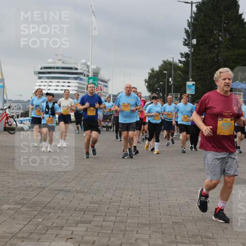 13.09.2026 - Kiel Lauf Andreas Tolksdorf http://msf.ph/oto/10414470 13.09.2026 10:05:25 Kiellinie 6193, 84, 12356, 10397, 21, 4975, 39, 4212, 4019 meine-sportfotos.de