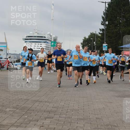 13.09.2026 - Kiel Lauf Andreas Tolksdorf http://msf.ph/oto/10414485 13.09.2026 10:05:26 Kiellinie 6193, 12356, 10397, 8782 meine-sportfotos.de