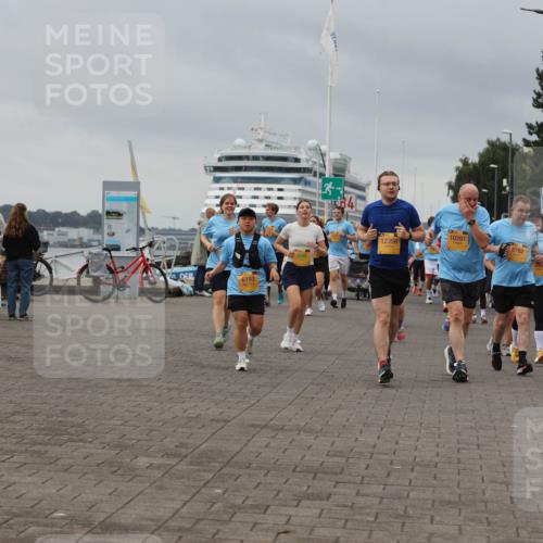 13.09.2026 - Kiel Lauf Andreas Tolksdorf http://msf.ph/oto/10414504 13.09.2026 10:05:27 Kiellinie 6193, 13, 34, 2880, 12356, 10397, 8782 meine-sportfotos.de