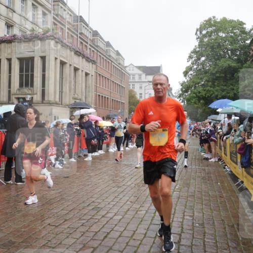 13.09.2026 - Kiel Lauf Yannick Fuchs http://msf.ph/oto/10414518 13.09.2026 10:46:20 Ziel 1013, 1913, 2448, 2776, 3422, 4331, 4397, 4516, 5017, 5421, 7044, 7241, 7840, 8277, 8310, 8520, 9361, 10469, 10699, 10836, 11232, 11642, 12000, 12077, 12306, 12481, 12743, 123, 272, 498, 499, 550, 665, 1030, 1374, 1582, 1725, 2421, 3608, 3781, 3844, 5348, 5510, 5515, 5564, 6385, 6436, 6980, 7073, 7241, 7772, 7889, 7939, 8203, 8403, 8551, 8561, 8655, 8816, 8881, 9207, 9375, 9715, 10050, 10809, 4499, 9875, 12466, 1229, 1537, 2563, 7889 meine-sportfotos.de