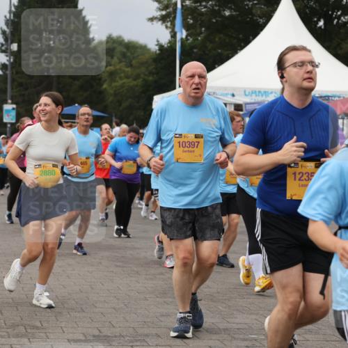 13.09.2026 - Kiel Lauf Andreas Tolksdorf http://msf.ph/oto/10414565 13.09.2026 10:05:31 Kiellinie 38, 248, 2880, 465, 7693, 38, 10397, 4, 38, 1235, 6, 39, 6193 meine-sportfotos.de