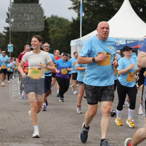 13.09.2026 - Kiel Lauf Andreas Tolksdorf http://msf.ph/oto/10414571 13.09.2026 10:05:31 Kiellinie 38, 248, 2880, 38, 37, 2992, 44, 394, 12356 meine-sportfotos.de