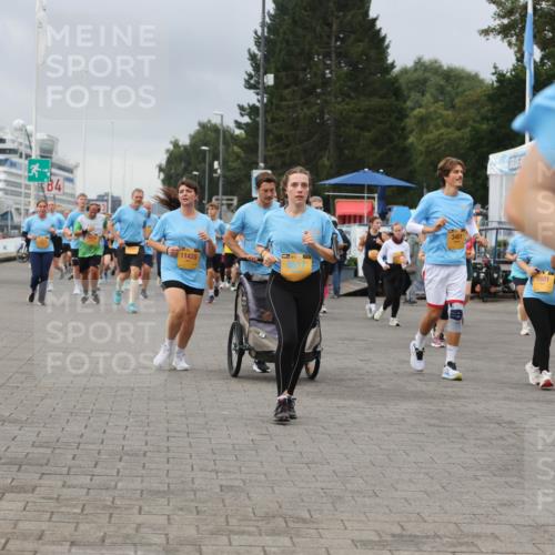13.09.2026 - Kiel Lauf Andreas Tolksdorf http://msf.ph/oto/10414623 13.09.2026 10:05:38 Kiellinie 4, 11428, 1601, 11576, 12 meine-sportfotos.de