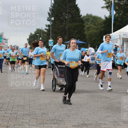 13.09.2026 - Kiel Lauf Andreas Tolksdorf http://msf.ph/oto/10414636 13.09.2026 10:05:38 Kiellinie 84, 11428, 3401, 1601, 11576, 13 meine-sportfotos.de