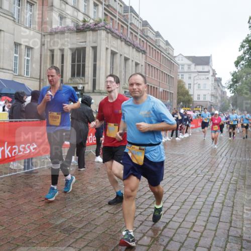 13.09.2026 - Kiel Lauf Yannick Fuchs http://msf.ph/oto/10414637 13.09.2026 10:46:27 Ziel 206, 972, 1430, 1913, 2037, 2776, 4242, 4331, 4397, 4516, 4763, 7061, 8277, 8520, 9415, 9844, 10469, 10836, 11232, 11742, 12000, 12307, 12704, 12743, 123, 272, 498, 550, 665, 1013, 1030, 1374, 1582, 2448, 2776, 3422, 3781, 3844, 4397, 4516, 5017, 5348, 5421, 5510, 5515, 5564, 6385, 6436, 6980, 7044, 7073, 7241, 7772, 7840, 7939, 8310, 8403, 8551, 8561, 8655, 8881, 9207, 9361, 9375, 9715, 10050, 10699, 10809, 11642, 4499, 9875, 12466, 7889 meine-sportfotos.de