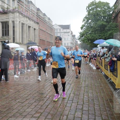 13.09.2026 - Kiel Lauf Yannick Fuchs http://msf.ph/oto/10414703 13.09.2026 10:46:32 Ziel 206, 972, 1325, 1430, 1913, 2027, 2037, 3117, 3677, 4242, 4499, 4763, 7061, 8520, 8678, 9415, 9844, 9875, 10758, 10836, 11232, 11742, 11825, 12307, 12466, 12704, 12743, 272, 498, 550, 665, 1013, 1030, 1374, 1582, 1913, 2448, 2776, 3422, 3781, 3844, 4331, 4397, 4516, 5017, 5348, 5421, 5510, 5515, 5564, 6385, 6436, 6980, 7044, 7073, 7241, 7772, 7840, 7939, 8277, 8310, 8403, 8520, 8551, 8561, 8655, 8881, 9207, 9361, 9375, 9715, 10050, 10469, 10699, 10809, 11232, 11642, 12000 meine-sportfotos.de