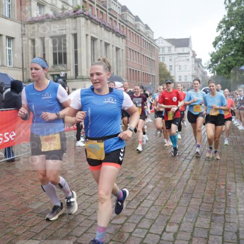 13.09.2026 - Kiel Lauf Yannick Fuchs http://msf.ph/oto/10414753 13.09.2026 10:46:35 Ziel 206, 972, 1325, 1430, 2027, 2037, 2594, 3109, 3117, 3677, 4242, 4499, 4763, 5591, 5974, 7061, 8678, 9415, 9844, 9875, 10758, 11742, 11825, 12307, 12466, 12704, 12743, 272, 498, 550, 665, 1013, 1030, 1374, 1582, 1913, 2448, 2776, 3422, 3844, 4331, 4397, 4516, 5017, 5348, 5421, 5510, 5515, 5564, 6385, 6436, 6980, 7044, 7073, 7241, 7772, 7840, 7939, 8277, 8310, 8520, 8551, 8561, 9207, 9361, 9375, 9715, 10050, 10469, 10699, 10809, 10836, 11232, 11642, 12000 meine-sportfotos.de