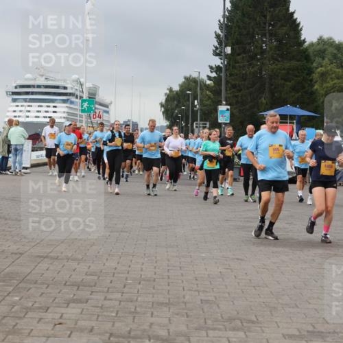 13.09.2026 - Kiel Lauf Andreas Tolksdorf http://msf.ph/oto/10414795 13.09.2026 10:05:50 Kiellinie 13, 4, 805, 1858, 660 meine-sportfotos.de