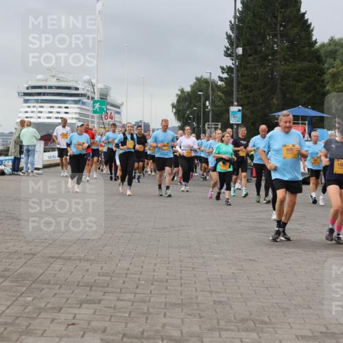 13.09.2026 - Kiel Lauf Andreas Tolksdorf http://msf.ph/oto/10414796 13.09.2026 10:05:50 Kiellinie 805, 1858 meine-sportfotos.de