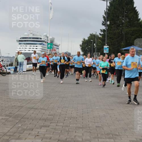 13.09.2026 - Kiel Lauf Andreas Tolksdorf http://msf.ph/oto/10414811 13.09.2026 10:05:50 Kiellinie 805, 1858 meine-sportfotos.de