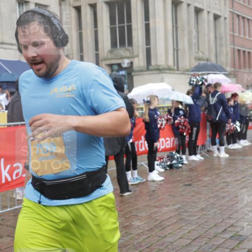 13.09.2026 - Kiel Lauf Yannick Fuchs http://msf.ph/oto/10414842 13.09.2026 10:46:41 Ziel 972, 1325, 1982, 2027, 2551, 2594, 2702, 3109, 3117, 3533, 3677, 4242, 4499, 4674, 5591, 5974, 6551, 6909, 7061, 8283, 8475, 8678, 8901, 9248, 9713, 9844, 9875, 10706, 10758, 10814, 11742, 11825, 12260, 12307, 12466, 206, 272, 1013, 1430, 1913, 2037, 2448, 2776, 3422, 4242, 4331, 4397, 4516, 4763, 5017, 5421, 7044, 7061, 7241, 7840, 7939, 8277, 8310, 8520, 9361, 9415, 10050, 10469, 10699, 10836, 11232, 11642, 12000, 12704, 85, 111 meine-sportfotos.de
