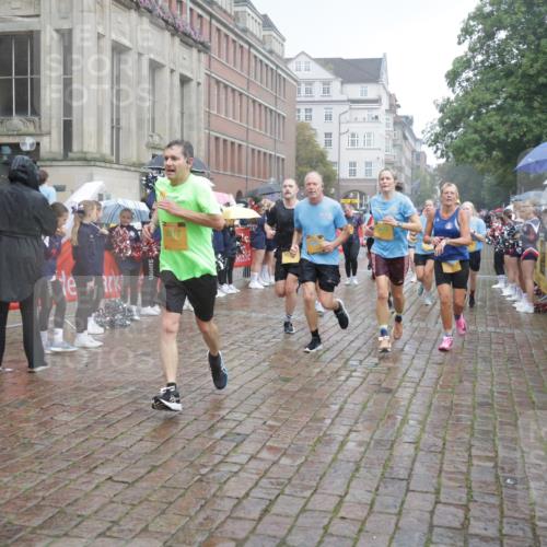 13.09.2026 - Kiel Lauf Yannick Fuchs http://msf.ph/oto/10414896 13.09.2026 10:46:46 Ziel 898, 1982, 2551, 2594, 2702, 3109, 3533, 3878, 3964, 4499, 4674, 5449, 5591, 5974, 6551, 6874, 6909, 8219, 8283, 8475, 8901, 9248, 9713, 9875, 10398, 10706, 10814, 11075, 12260, 12466, 206, 972, 1013, 1325, 1430, 1913, 2027, 2037, 2448, 2776, 3117, 3422, 3677, 4242, 4331, 4397, 4499, 4516, 4763, 5017, 5421, 7044, 7061, 7840, 8277, 8310, 8520, 8678, 9361, 9415, 9844, 10469, 10699, 10758, 10836, 11232, 11642, 12000, 12704, 85, 111 meine-sportfotos.de