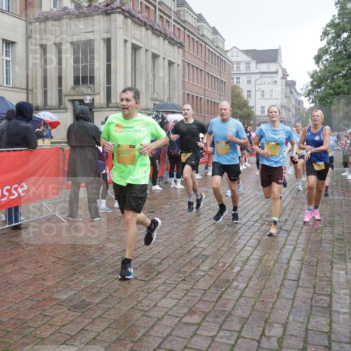 13.09.2026 - Kiel Lauf Yannick Fuchs http://msf.ph/oto/10414905 13.09.2026 10:46:46 Ziel 898, 1982, 2551, 2594, 2702, 3109, 3533, 3878, 3964, 4499, 4674, 5449, 5591, 5974, 6551, 6874, 6909, 8219, 8283, 8475, 8901, 9248, 9713, 9875, 10398, 10706, 10814, 11075, 12260, 12466, 206, 972, 1013, 1325, 1430, 1913, 2027, 2037, 2448, 2776, 3117, 3422, 3677, 4242, 4331, 4397, 4499, 4516, 4763, 5017, 5421, 7044, 7061, 7840, 8277, 8310, 8520, 8678, 9361, 9415, 9844, 10469, 10699, 10758, 10836, 11232, 11642, 12000, 12704, 85, 111 meine-sportfotos.de