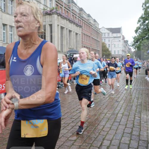 13.09.2026 - Kiel Lauf Yannick Fuchs http://msf.ph/oto/10414942 13.09.2026 10:46:48 Ziel 189, 898, 1982, 2551, 2576, 2594, 2702, 3109, 3533, 3878, 3964, 4674, 5449, 5591, 5974, 6551, 6874, 6909, 8219, 8283, 8475, 8901, 9248, 9713, 10144, 10305, 10398, 10706, 10814, 11075, 12260, 12693, 206, 972, 1013, 1325, 1430, 1913, 2027, 2037, 2448, 2776, 3117, 3422, 3677, 4242, 4331, 4397, 4499, 4516, 4763, 5017, 5421, 7044, 7061, 7840, 8277, 8310, 8520, 8678, 9361, 9415, 9844, 9875, 10469, 10699, 10758, 10836, 11232, 11642, 12000, 12704, 85, 111 meine-sportfotos.de