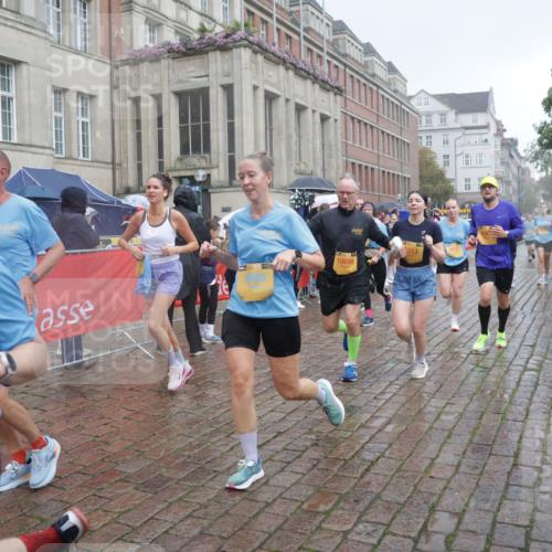 13.09.2026 - Kiel Lauf Yannick Fuchs http://msf.ph/oto/10414950 13.09.2026 10:46:49 Ziel 184, 189, 898, 1982, 2551, 2576, 2594, 2702, 2728, 3109, 3533, 3878, 3964, 4674, 5449, 5591, 5974, 6551, 6874, 6909, 8219, 8283, 8475, 8901, 9248, 9474, 9713, 10144, 10305, 10398, 10706, 10814, 11075, 12260, 12693, 206, 972, 1013, 1325, 1430, 1913, 2027, 2037, 2448, 2776, 3109, 3117, 3677, 4242, 4331, 4397, 4499, 4516, 4763, 5421, 7044, 7061, 7840, 8277, 8520, 8678, 9361, 9415, 9844, 9875, 10469, 10699, 10758, 10836, 11232, 11642, 12000, 12704, 85, 111 meine-sportfotos.de