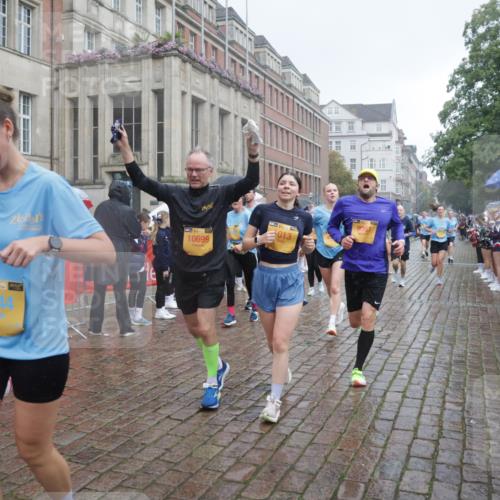 13.09.2026 - Kiel Lauf Yannick Fuchs http://msf.ph/oto/10414958 13.09.2026 10:46:49 Ziel 184, 189, 898, 1982, 2551, 2576, 2594, 2702, 2728, 3109, 3533, 3878, 3964, 4674, 5449, 5591, 5974, 6551, 6874, 6909, 8219, 8283, 8475, 8901, 9248, 9474, 9713, 10144, 10305, 10398, 10706, 10814, 11075, 12260, 12693, 206, 972, 1013, 1325, 1430, 1913, 2027, 2037, 2448, 2776, 3109, 3117, 3677, 4242, 4331, 4397, 4499, 4516, 4763, 5421, 7044, 7061, 7840, 8277, 8520, 8678, 9361, 9415, 9844, 9875, 10469, 10699, 10758, 10836, 11232, 11642, 12000, 12704, 85, 111 meine-sportfotos.de