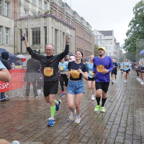 13.09.2026 - Kiel Lauf Yannick Fuchs http://msf.ph/oto/10414961 13.09.2026 10:46:50 Ziel 184, 189, 226, 898, 1982, 2551, 2576, 2594, 2702, 2728, 3533, 3878, 3964, 4674, 5449, 5591, 5974, 6551, 6874, 6909, 8219, 8283, 8475, 8901, 9248, 9474, 9713, 10088, 10144, 10305, 10398, 10706, 10814, 11075, 12260, 12693, 206, 972, 1013, 1325, 1430, 1913, 2027, 2037, 2594, 2776, 3109, 3117, 3677, 4242, 4331, 4397, 4499, 4516, 4763, 5421, 5591, 5974, 7044, 7061, 8277, 8520, 8678, 9361, 9415, 9844, 9875, 10469, 10699, 10758, 10836, 11232, 11642, 12000, 12704, 85, 111 meine-sportfotos.de