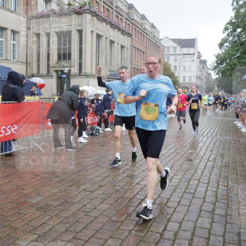 13.09.2026 - Kiel Lauf Yannick Fuchs http://msf.ph/oto/10415039 13.09.2026 10:46:55 Ziel 184, 189, 226, 404, 525, 898, 1169, 1982, 2576, 2702, 2728, 3878, 3964, 4014, 4147, 4894, 5449, 6551, 6874, 7040, 7089, 8219, 8364, 9044, 9048, 9474, 10088, 10144, 10197, 10305, 10398, 11075, 11343, 11441, 12693, 206, 972, 1325, 1430, 1913, 1982, 2027, 2037, 2551, 2594, 2702, 3109, 3117, 3533, 3677, 4242, 4499, 4674, 4763, 5591, 5974, 6909, 7061, 8283, 8475, 8520, 8678, 8901, 9415, 9844, 9875, 10758, 10836, 11232, 12000, 12704, 85, 111, 116, 1913, 8520 meine-sportfotos.de