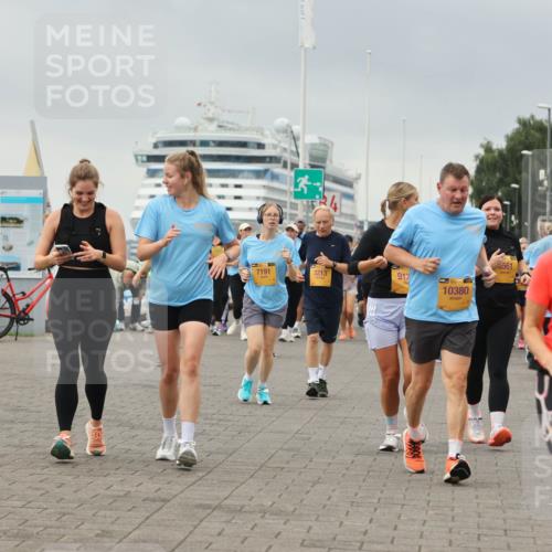 13.09.2026 - Kiel Lauf Andreas Tolksdorf http://msf.ph/oto/10415051 13.09.2026 10:06:06 Kiellinie 13, 7191, 3213, 912, 10380, 561, 2975 meine-sportfotos.de