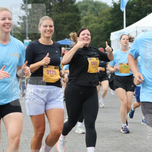 13.09.2026 - Kiel Lauf Andreas Tolksdorf http://msf.ph/oto/10415064 13.09.2026 10:06:09 Kiellinie 9125, 5561, 11503, 10380 meine-sportfotos.de