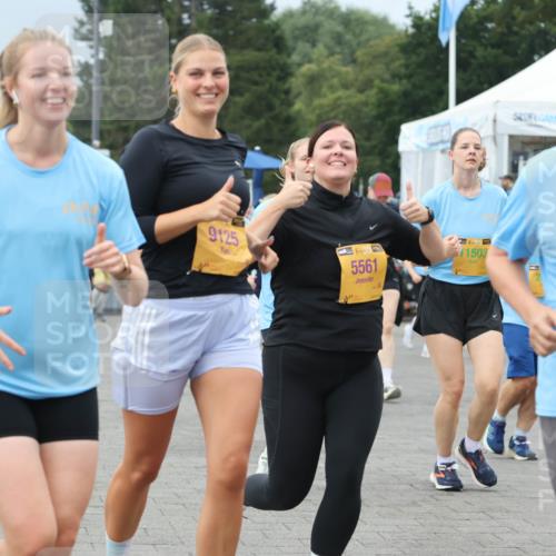 13.09.2026 - Kiel Lauf Andreas Tolksdorf http://msf.ph/oto/10415068 13.09.2026 10:06:09 Kiellinie 9125, 38, 5561, 11503, 10380 meine-sportfotos.de