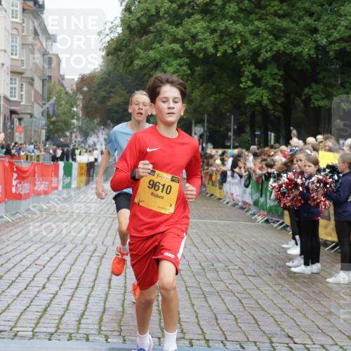 13.09.2026 - Kiel Lauf Yannick Fuchs http://msf.ph/oto/10415105 13.09.2026 09:35:52 Ziel 7782, 9610, 4589, 4638, 12832, 3056, 5662, 2761, 11904, 12484, 12832 meine-sportfotos.de