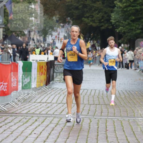 13.09.2026 - Kiel Lauf Yannick Fuchs http://msf.ph/oto/10415149 13.09.2026 09:36:04 Ziel 3056, 5662, 7782, 9610, 4589 meine-sportfotos.de
