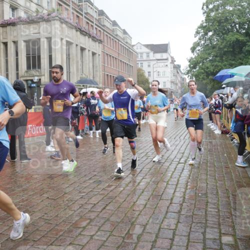 13.09.2026 - Kiel Lauf Yannick Fuchs http://msf.ph/oto/10415175 13.09.2026 10:47:06 Ziel 85, 111, 116, 404, 525, 816, 1107, 1169, 1563, 1674, 4014, 4147, 4380, 4789, 4894, 5089, 5424, 5914, 6742, 7040, 7089, 8238, 8364, 9044, 9048, 9200, 9453, 9536, 9675, 10197, 10340, 10508, 10657, 11343, 11441, 11560, 11561, 11730, 11773, 12584, 184, 189, 226, 898, 972, 1169, 1325, 1982, 2027, 2551, 2576, 2594, 2702, 2728, 3109, 3117, 3533, 3677, 3878, 3964, 4014, 4147, 4242, 4499, 4674, 5449, 5591, 5974, 6551, 6874, 6909, 7061, 8219, 8283, 8475, 8678, 8901, 9844, 9875, 10758 meine-sportfotos.de