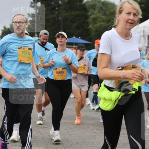 13.09.2026 - Kiel Lauf Andreas Tolksdorf http://msf.ph/oto/10415207 13.09.2026 10:06:17 Kiellinie 9363, 38, 7516, 25, 1, 39, 6908, 0645, 7473 meine-sportfotos.de