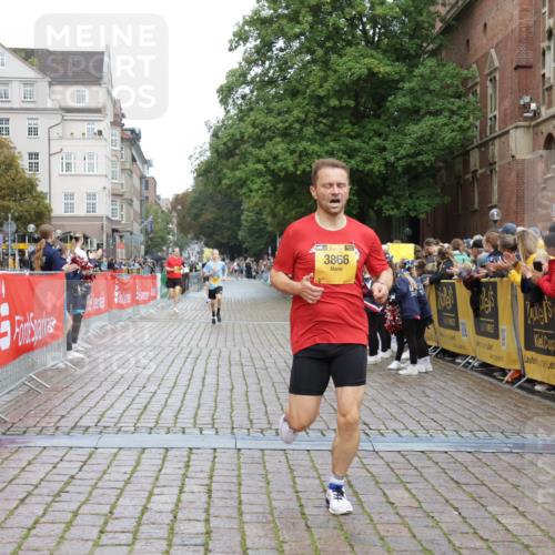 13.09.2026 - Kiel Lauf Yannick Fuchs http://msf.ph/oto/10415245 13.09.2026 09:36:33 Ziel 391, 2430, 3866, 7546, 9630, 12726, 3056, 5662, 9450, 7782 meine-sportfotos.de