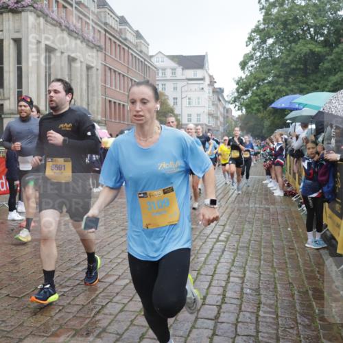 13.09.2026 - Kiel Lauf Yannick Fuchs http://msf.ph/oto/10415284 13.09.2026 10:47:13 Ziel 116, 816, 1107, 1367, 1563, 1674, 1803, 2185, 2713, 2947, 3183, 3463, 4380, 4773, 4789, 5089, 5195, 5424, 5649, 5914, 6142, 6742, 8238, 8707, 8839, 8953, 9200, 9536, 9645, 9646, 9675, 9989, 10340, 10508, 10657, 10718, 10949, 11560, 11561, 11730, 11773, 85, 111, 184, 189, 226, 404, 525, 898, 1169, 1982, 2551, 2576, 2594, 2702, 2728, 3109, 3533, 3878, 3964, 4014, 4147, 4674, 4894, 5424, 5449, 5591, 5974, 6551, 6742, 6874, 6909, 8219, 8283, 8475, 8901, 365 meine-sportfotos.de