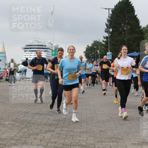 13.09.2026 - Kiel Lauf Andreas Tolksdorf http://msf.ph/oto/10415293 13.09.2026 10:06:21 Kiellinie 6051, 39, 8933 meine-sportfotos.de